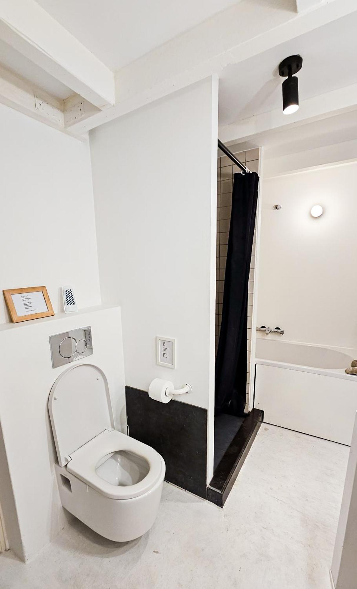 The White Wilde - Studio In A Historic Canalhouse From 1799 Amsterdam Extérieur photo
